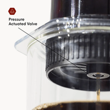 Load image into Gallery viewer, AeroPress Flow Control Cap (81C12)
